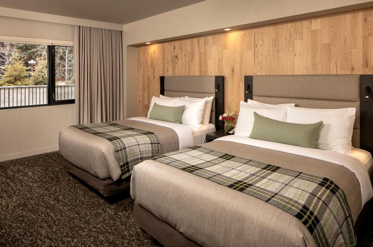 Peaks Hotel And Suites بانف المظهر الخارجي الصورة