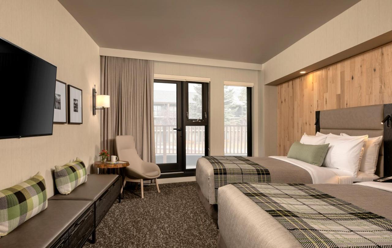 Peaks Hotel And Suites بانف المظهر الخارجي الصورة