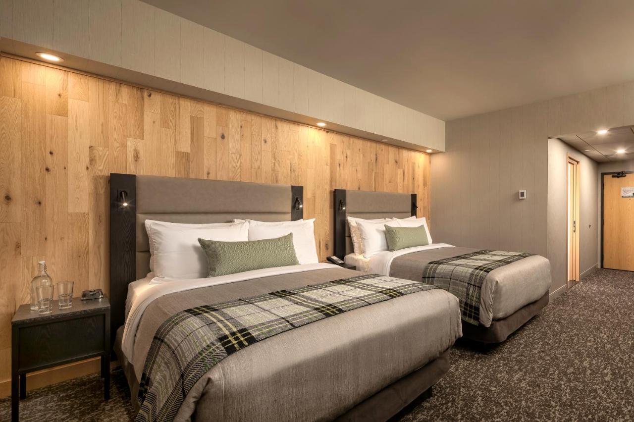 Peaks Hotel And Suites بانف المظهر الخارجي الصورة