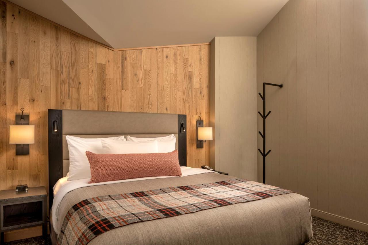 Peaks Hotel And Suites بانف المظهر الخارجي الصورة