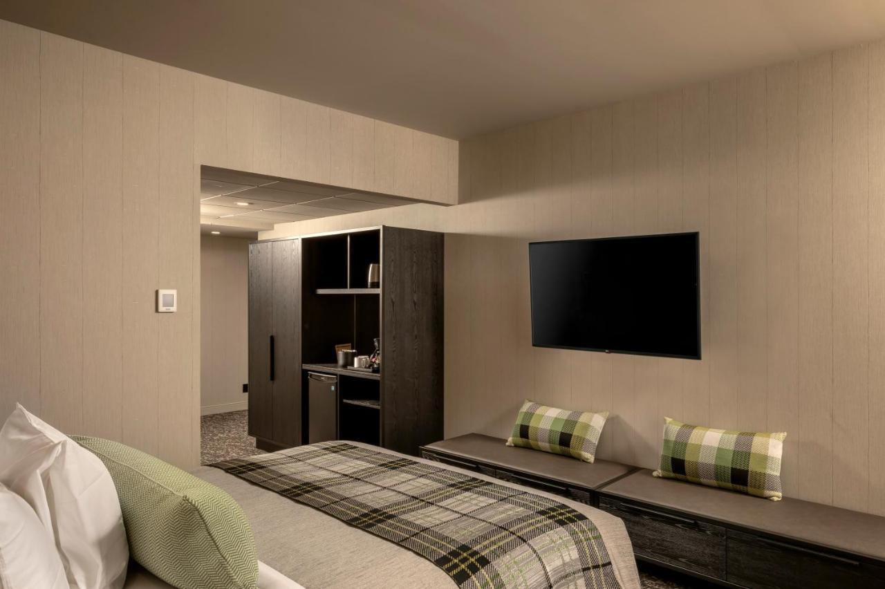 Peaks Hotel And Suites بانف المظهر الخارجي الصورة
