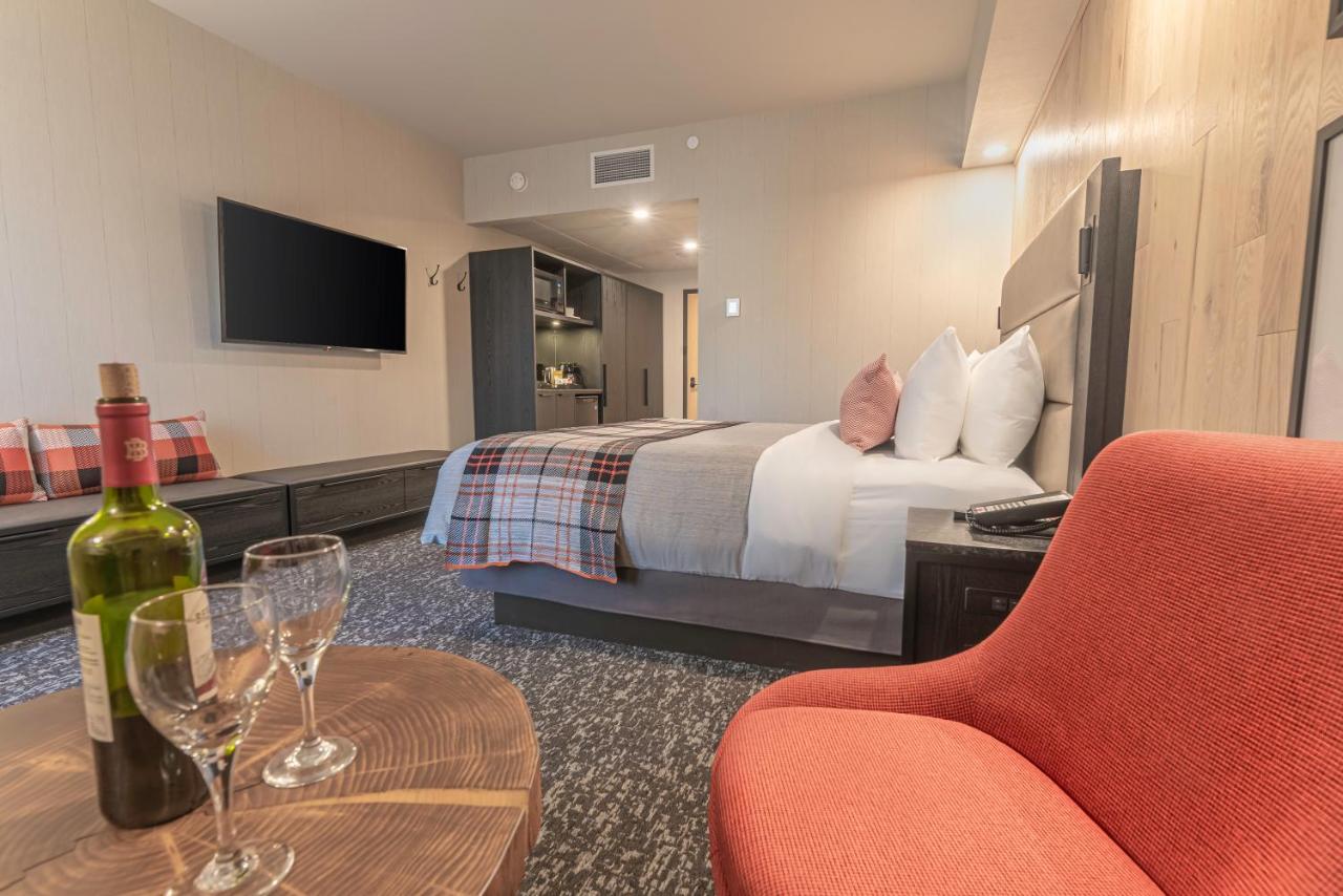 Peaks Hotel And Suites بانف المظهر الخارجي الصورة