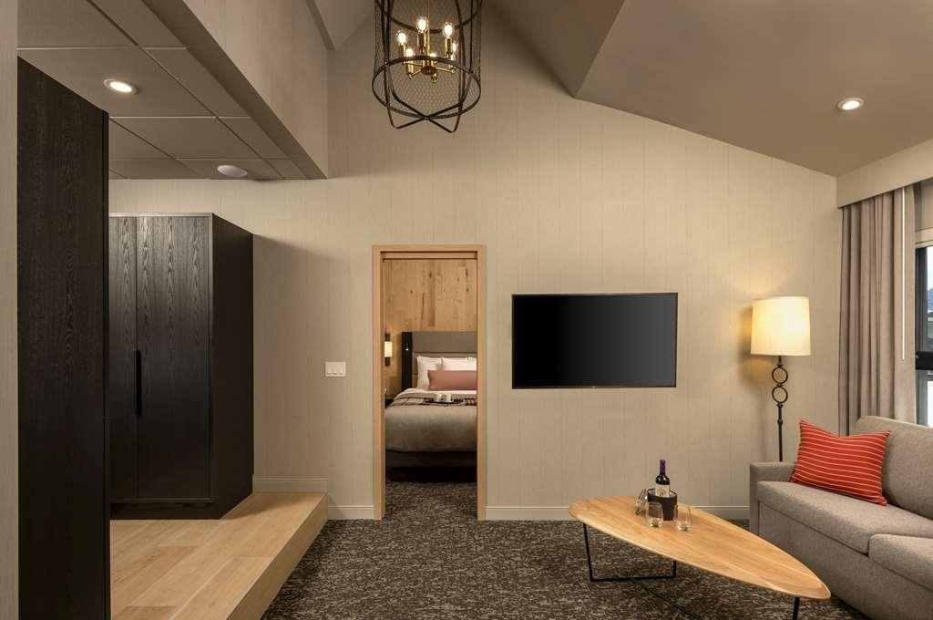 Peaks Hotel And Suites بانف الغرفة الصورة