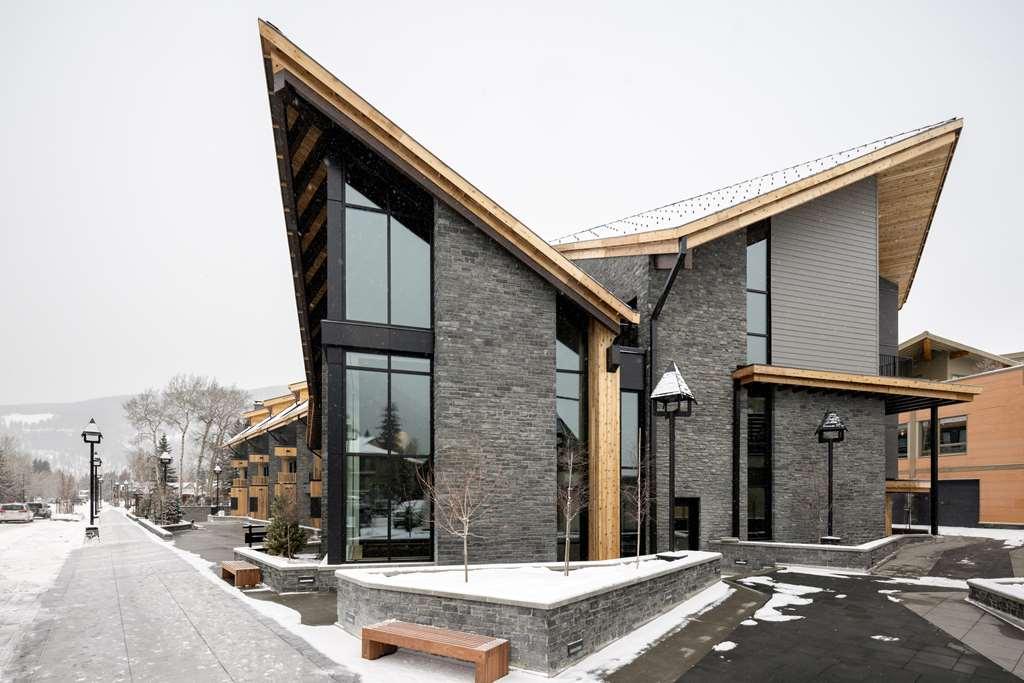 Peaks Hotel And Suites بانف المظهر الخارجي الصورة